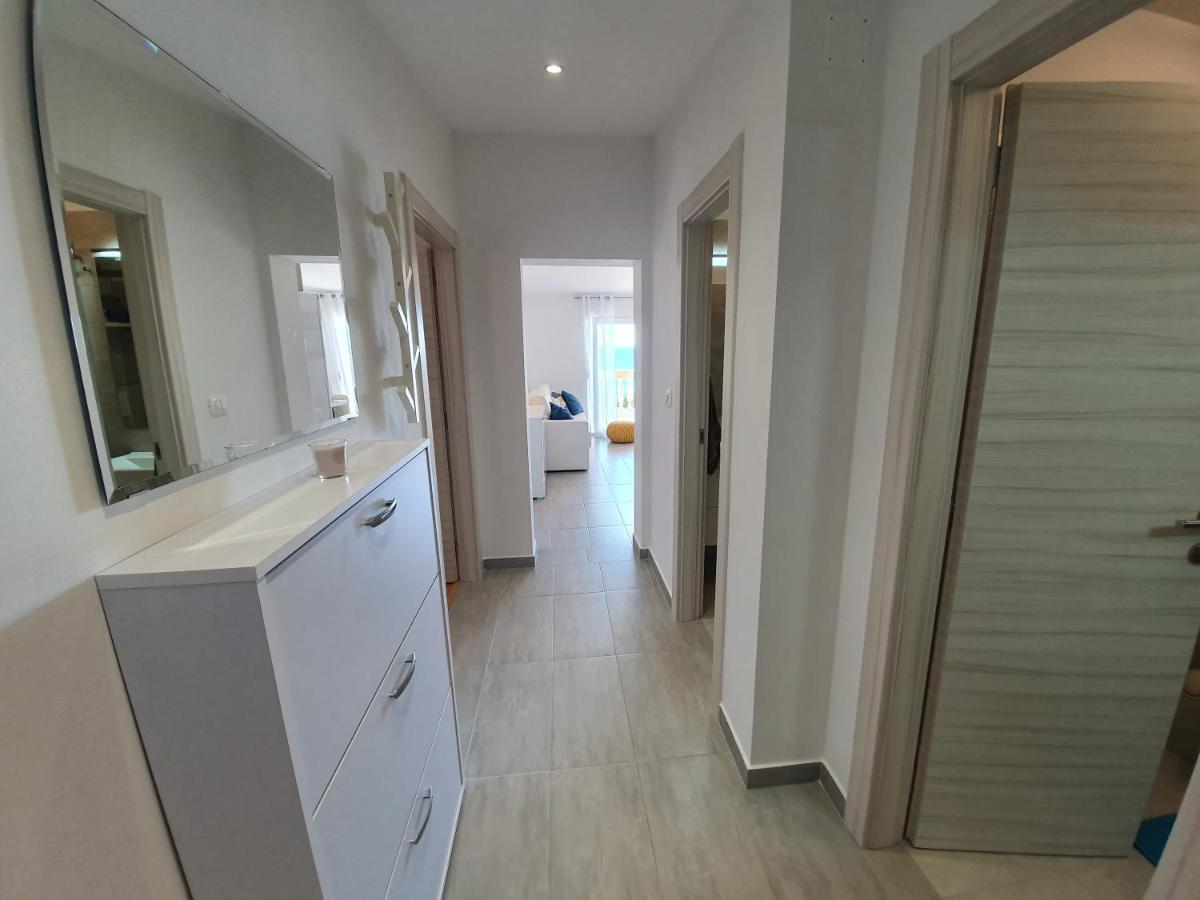 Comfortable Family Apt Iris 20M From Beach In Mandre Eksteriør billede
