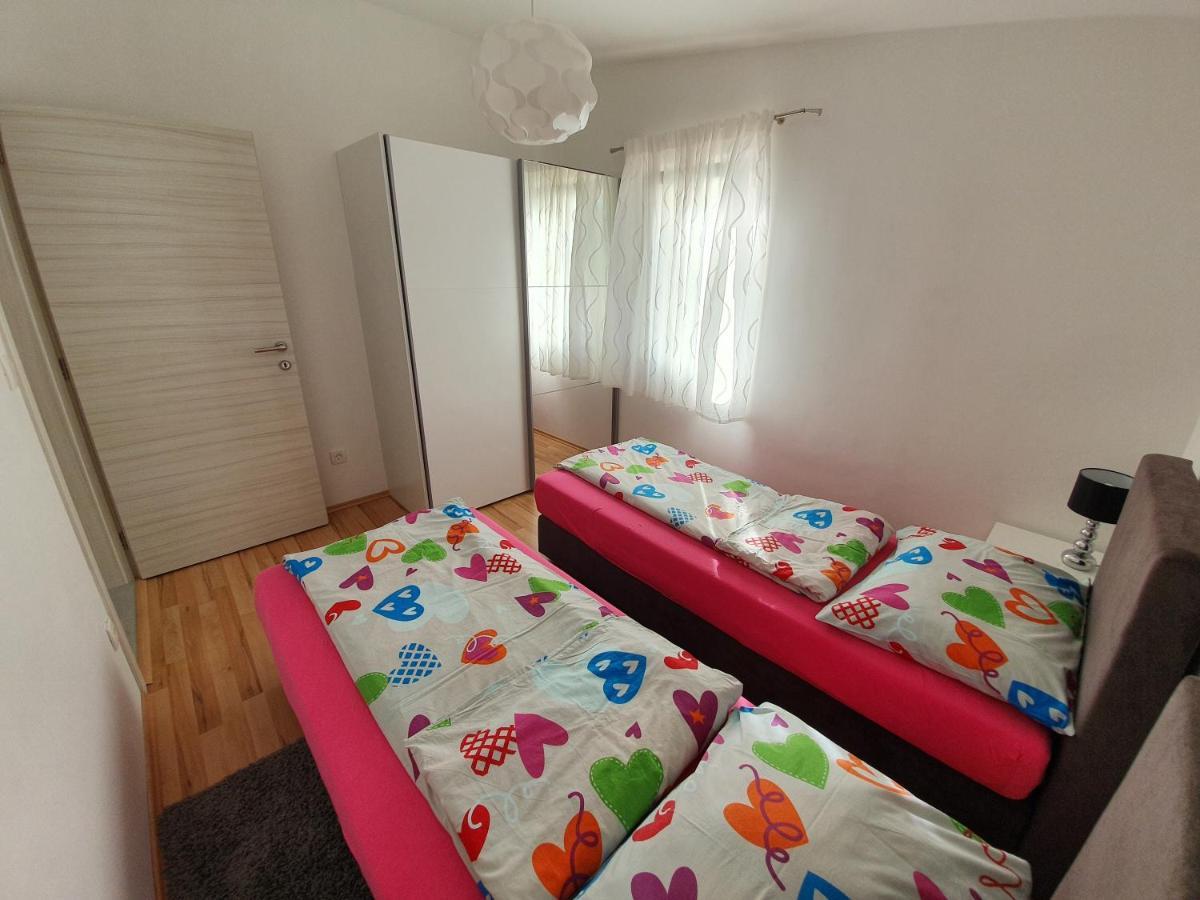 Comfortable Family Apt Iris 20M From Beach In Mandre Eksteriør billede