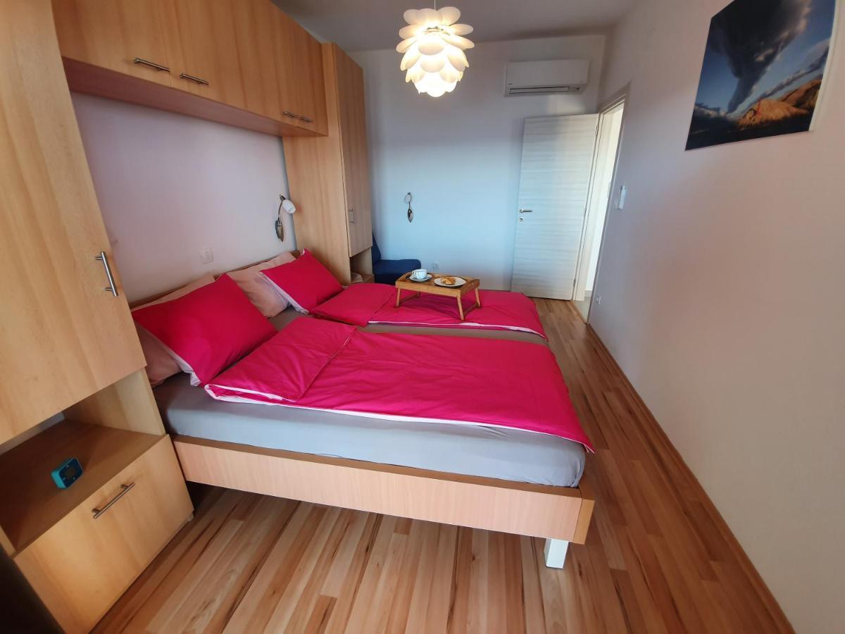 Comfortable Family Apt Iris 20M From Beach In Mandre Eksteriør billede